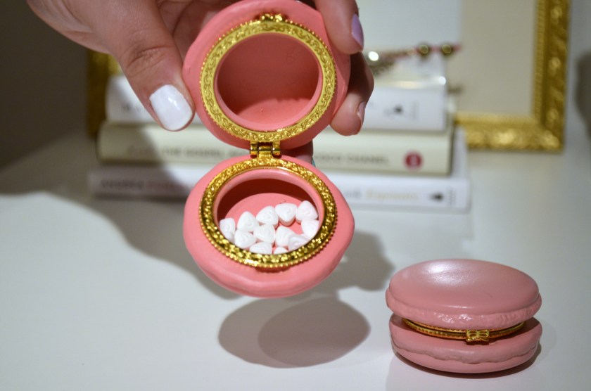 Macroon White Mints 2