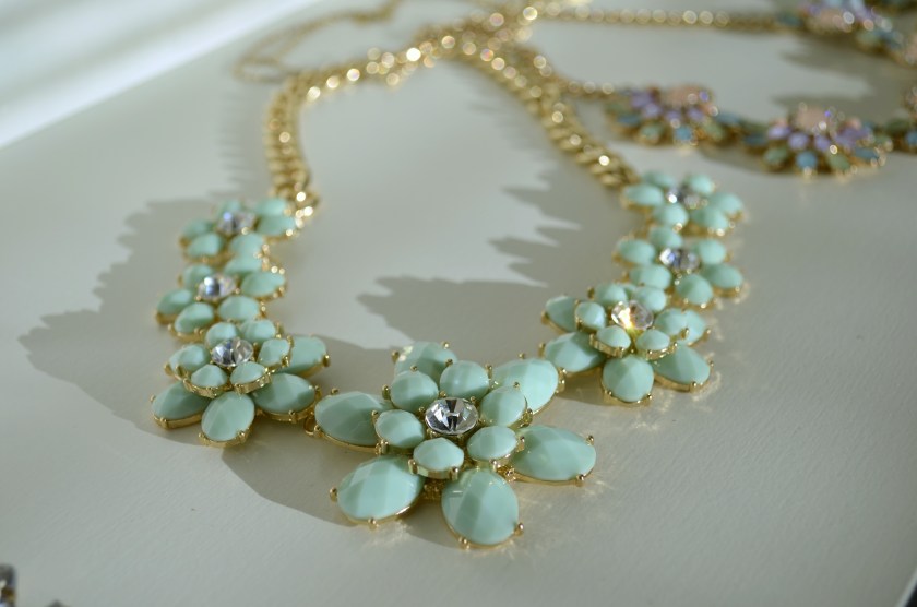 Pastel Flower Necklace 2
